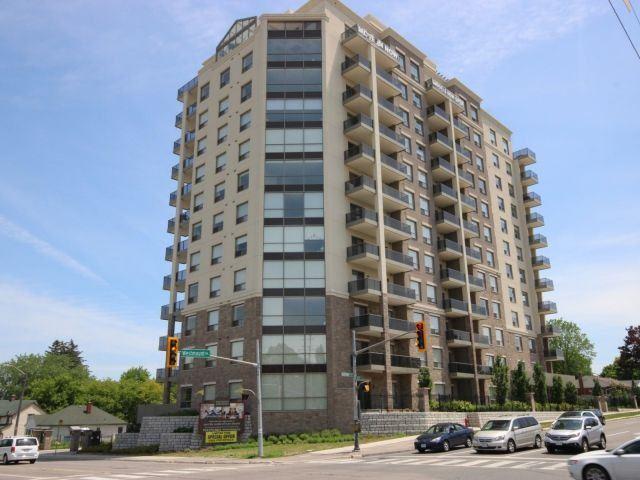 702 - 223 Erb St W, Condo with 2 bedrooms, 2 bathrooms and 1 parking in Waterloo ON | Image 1
