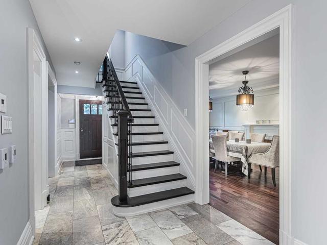 168 Cortleigh Blvd, House detached with 3 bedrooms, 4 bathrooms and 3 parking in Toronto ON | Image 3