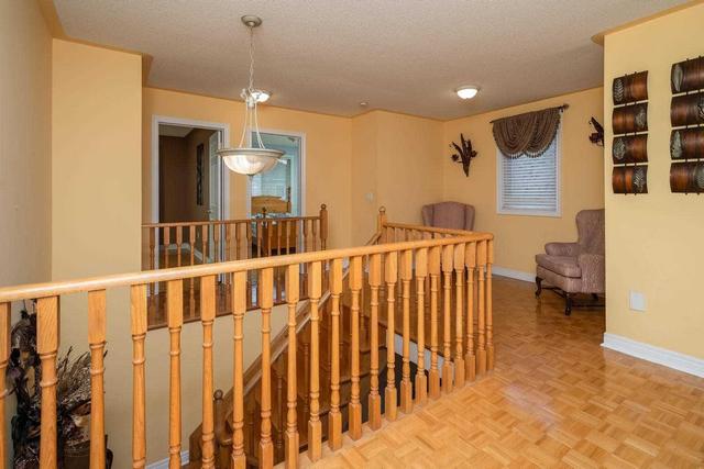 16 Mendocino Dr, House detached with 4 bedrooms, 4 bathrooms and 4 parking in Vaughan ON | Image 13