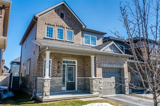 107 Westover Crescent, House detached with 3 bedrooms, 3 bathrooms and 2 parking in Ottawa ON | Image 2