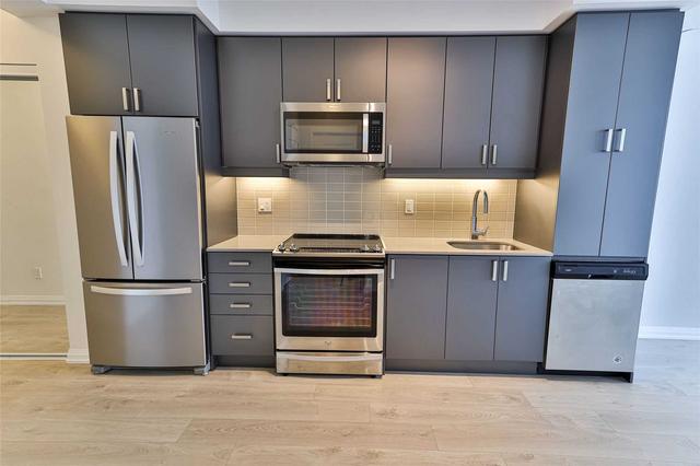 2018 - 7895 Jane St, Condo with 1 bedrooms, 1 bathrooms and 0 parking in Vaughan ON | Image 7