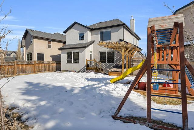 311 Valley Crest Court Nw, House detached with 4 bedrooms, 3 bathrooms and 4 parking in Calgary AB | Image 33
