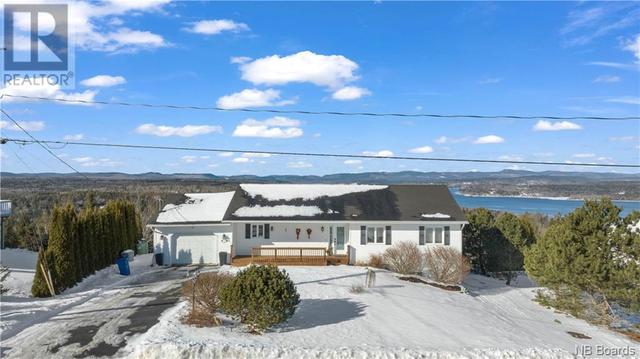 34 Edgemount Drive, House detached with 3 bedrooms, 3 bathrooms and null parking in Grand Bay-Westfield NB | Image 1