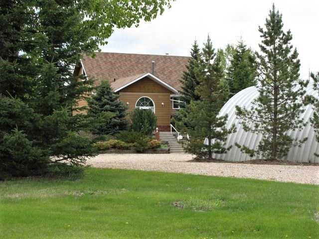 5 Manitoba Avenue, House detached with 4 bedrooms, 2 bathrooms and 12 parking in Red Deer County AB | Image 1