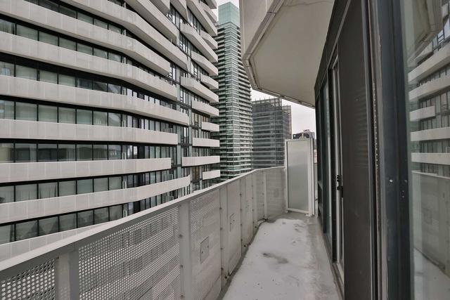 2801 - 88 Harbour St, Condo with 1 bedrooms, 1 bathrooms and 0 parking in Toronto ON | Image 20
