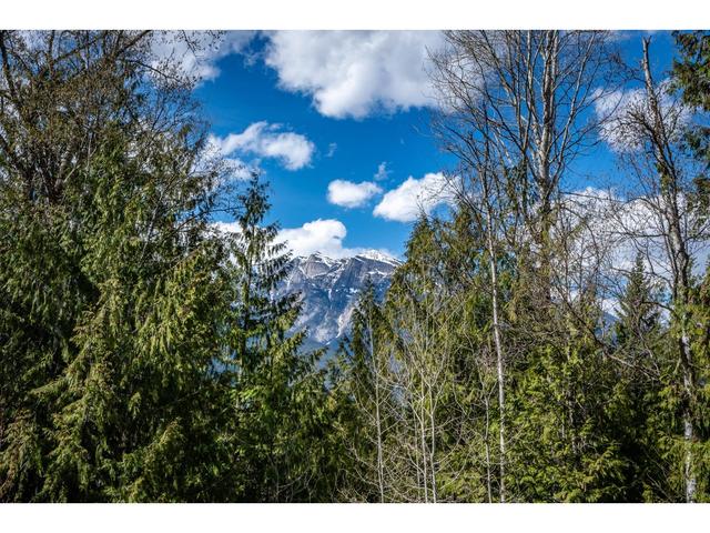 8788 Highway 6, House detached with 2 bedrooms, 2 bathrooms and null parking in Central Kootenay H BC | Image 21