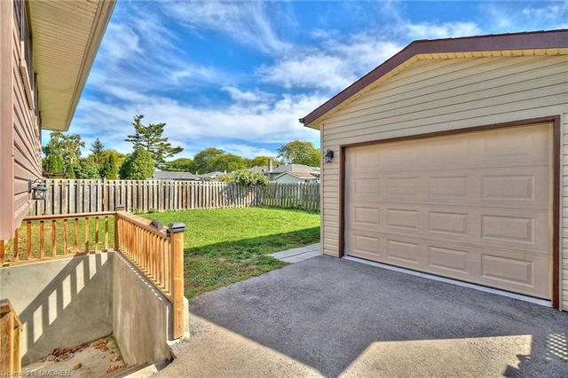 17 Abraham Drive, House detached with 4 bedrooms, 2 bathrooms and 7 parking in St. Catharines ON | Image 23