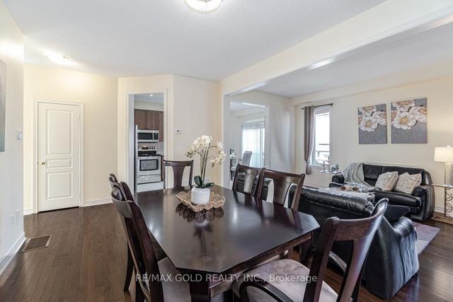 135 George Robinson Dr, House detached with 3 bedrooms, 4 bathrooms and 6 parking in Brampton ON | Image 32