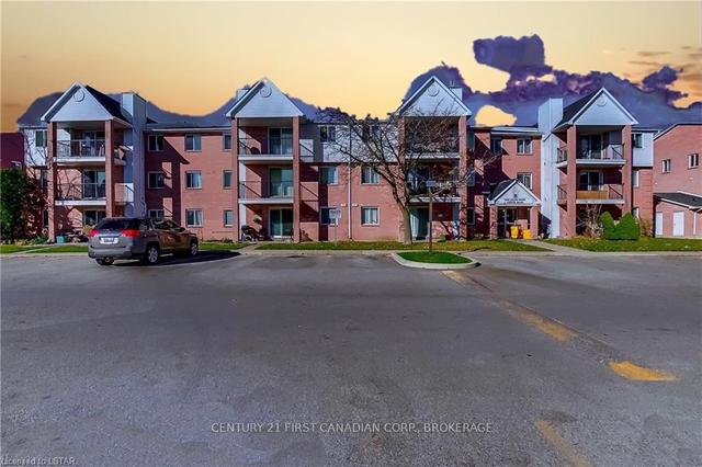 45 - 1096 Jalna Blvd, Townhouse with 3 bedrooms, 2 bathrooms and 1 parking in London ON | Image 1