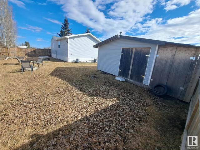 4916 50 St, House detached with 4 bedrooms, 1 bathrooms and null parking in Westlock County AB | Image 34