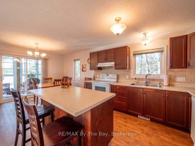 43b Hansens Rd, House detached with 4 bedrooms, 2 bathrooms and 6 parking in Georgian Bay ON | Image 30
