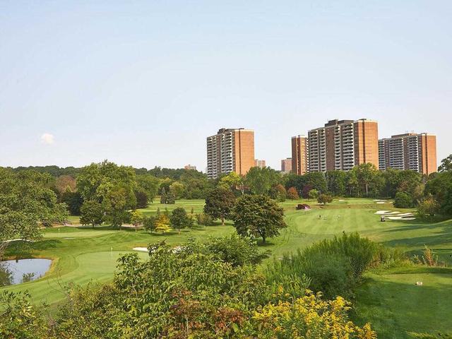 210 - 260 Scarlett Rd, Condo with 3 bedrooms, 2 bathrooms and 1 parking in Toronto ON | Image 35