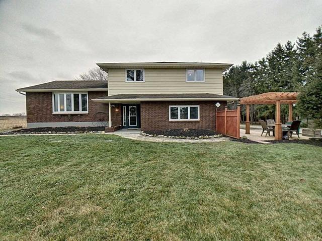 9476 Claymore Line, House detached with 4 bedrooms, 3 bathrooms and 28 parking in Chatham Kent ON | Image 1