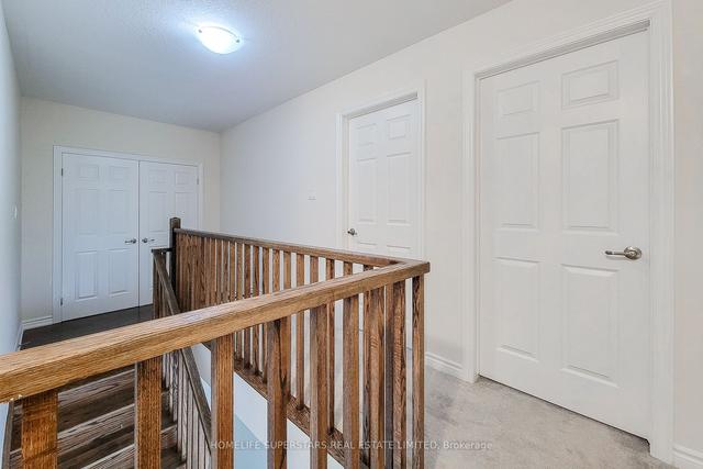 28 Stauffer St, House detached with 4 bedrooms, 4 bathrooms and 4 parking in Brantford ON | Image 15