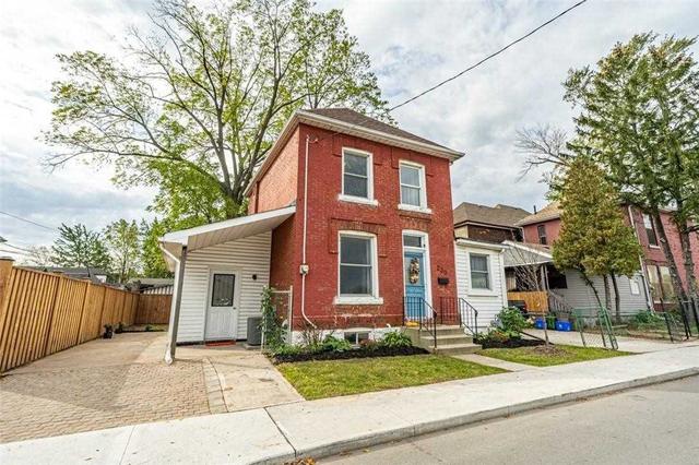230 Birge St, House detached with 3 bedrooms, 1 bathrooms and 2 parking in Hamilton ON | Image 12