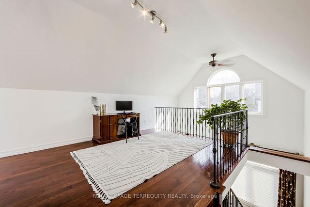 329 Lippincott St, House detached with 4 bedrooms, 4 bathrooms and 2 parking in Toronto ON | Image 11