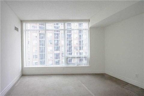 1001 - 8 Scollard St, Condo with 1 bedrooms, 1 bathrooms and null parking in Toronto ON | Image 9