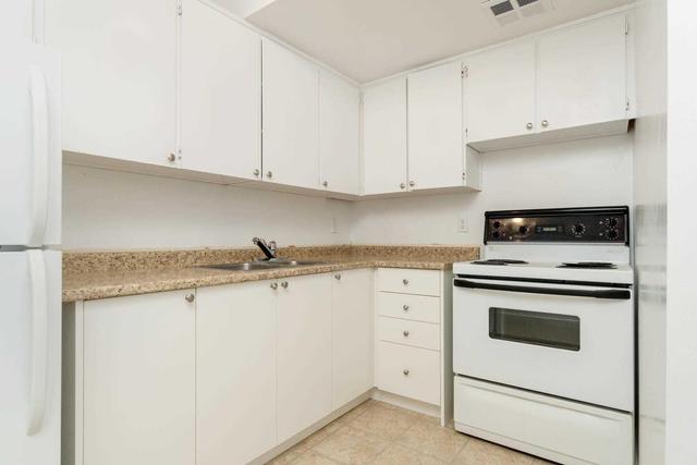 1702 - 150 Charlton Ave E, Condo with 2 bedrooms, 2 bathrooms and null parking in Hamilton ON | Image 3