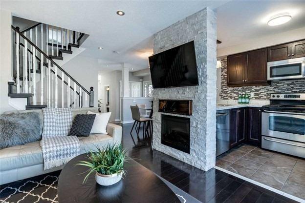 4280 Thomas Alton Blvd, House semidetached with 4 bedrooms, 3 bathrooms and 4 parking in Burlington ON | Image 1