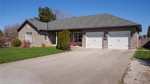 2391 9th Avenue E, House detached with 3 bedrooms, 3 bathrooms and 8 parking in Owen Sound ON | Image 1