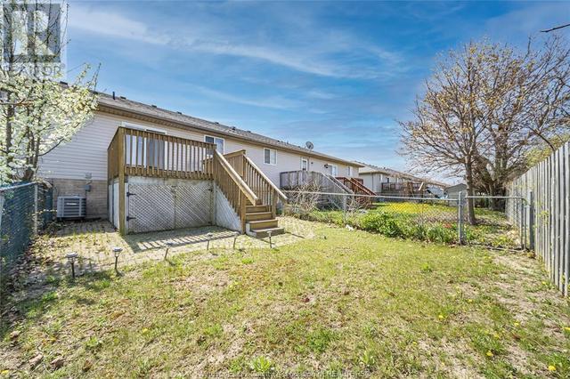 1260 Settlers Street, House attached with 3 bedrooms, 2 bathrooms and null parking in Windsor ON | Image 37