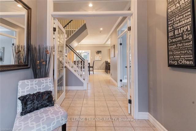 31 Bayside Crt, House detached with 5 bedrooms, 4 bathrooms and 10 parking in London ON | Image 12