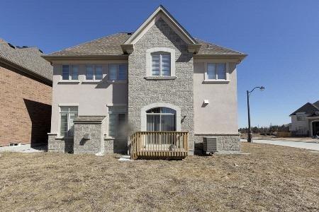66 Bakersfield Rd, House detached with 4 bedrooms, 4 bathrooms and 4 parking in Brampton ON | Image 6