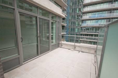 th 15 - 57 East Liberty St, Townhouse with 2 bedrooms, 2 bathrooms and 1 parking in Toronto ON | Image 7