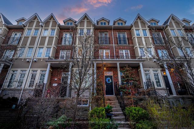 21 Peelar Mews, House attached with 4 bedrooms, 3 bathrooms and 2 parking in Toronto ON | Image 1