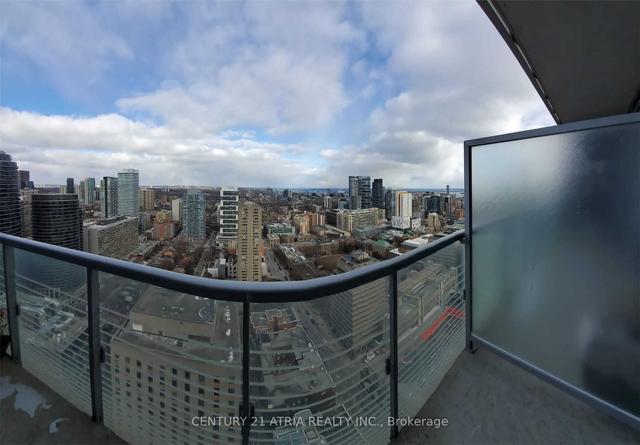3504 - 386 Yonge St, Condo with 2 bedrooms, 2 bathrooms and 1 parking in Toronto ON | Image 14