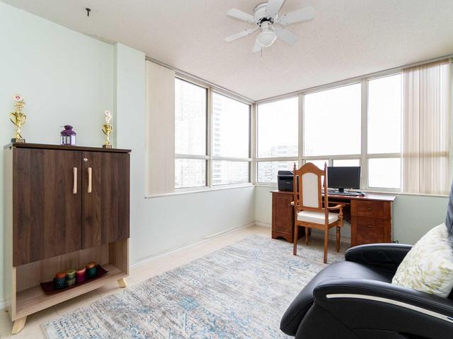 806 - 10 Malta Ave, Condo with 2 bedrooms, 2 bathrooms and 1 parking in Brampton ON | Image 10