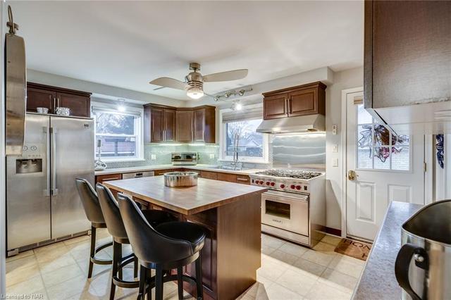 3 Mary Street, House detached with 2 bedrooms, 1 bathrooms and 5 parking in St. Catharines ON | Image 10