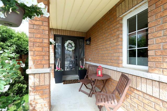 4835 Bloomburg Dr, House detached with 3 bedrooms, 4 bathrooms and 4 parking in Mississauga ON | Image 12