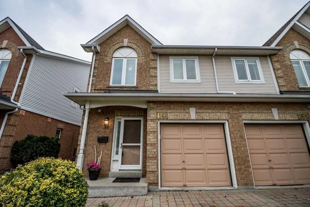 1166 Upper Village Dr, Townhouse with 3 bedrooms, 3 bathrooms and 3 parking in Mississauga ON | Image 1