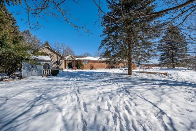 4490 Nassagaweya Line, House detached with 3 bedrooms, 3 bathrooms and 12 parking in Milton ON | Image 18