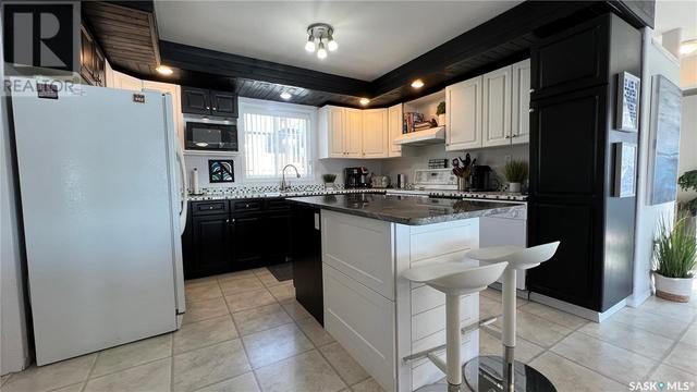 5703 Nelson Beach Drive, House detached with 2 bedrooms, 2 bathrooms and null parking in Hoodoo No. 401 SK | Image 13
