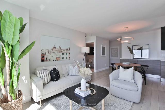 3610 - 19 Grand Trunk Cres, Condo with 2 bedrooms, 2 bathrooms and 1 parking in Toronto ON | Image 7