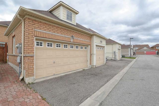 44 Silverdale Rd, House attached with 3 bedrooms, 4 bathrooms and 3 parking in Markham ON | Image 35