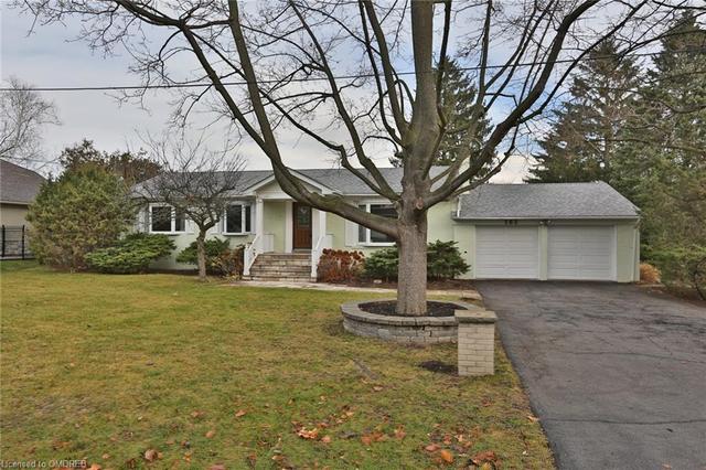 183 Trelawn Ave, House detached with 3 bedrooms, 3 bathrooms and 6 parking in Oakville ON | Image 1