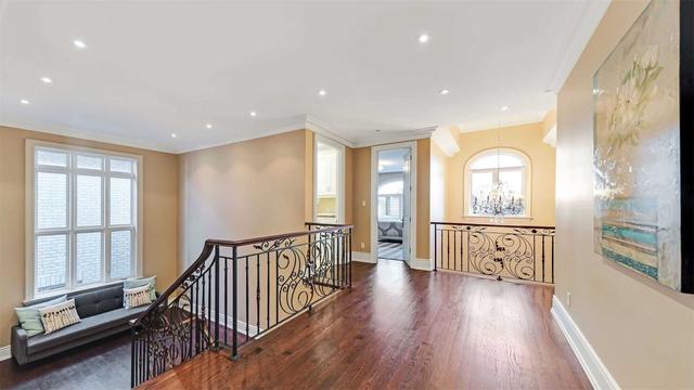 32 Winterport Crt, House detached with 4 bedrooms, 6 bathrooms and 8 parking in Richmond Hill ON | Image 14