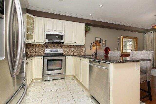 46 Lovegrove Lane, Townhouse with 2 bedrooms, 2 bathrooms and 1 parking in Ajax ON | Image 5