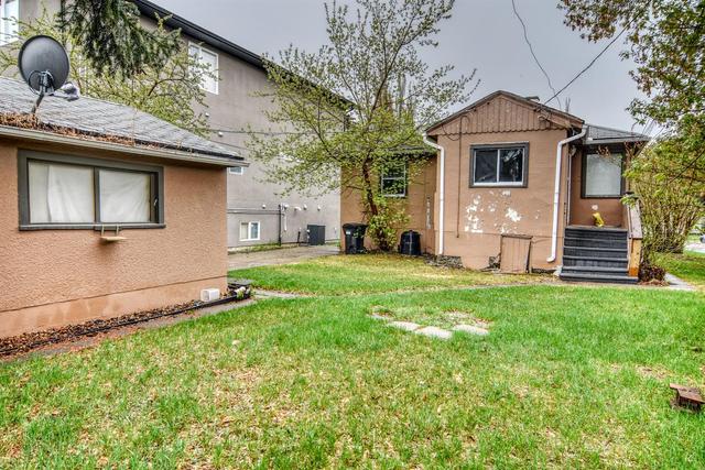 1724 Westmount Road Nw, House detached with 3 bedrooms, 2 bathrooms and 4 parking in Calgary AB | Image 4