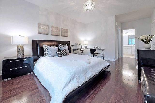 51 Janessa Crt, House detached with 4 bedrooms, 7 bathrooms and 9 parking in Vaughan ON | Image 25