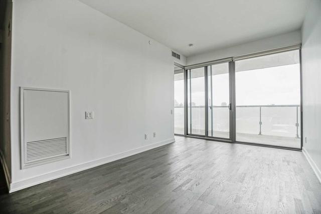 918 - 57 St. Joseph St, Condo with 1 bedrooms, 1 bathrooms and null parking in Toronto ON | Image 9
