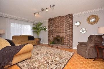 3659 Belvedere Cres, House detached with 4 bedrooms, 4 bathrooms and 6 parking in Mississauga ON | Image 2