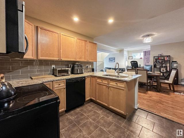 35c - 79 Bellerose Dr, House attached with 2 bedrooms, 1 bathrooms and 1 parking in St. Albert AB | Image 6