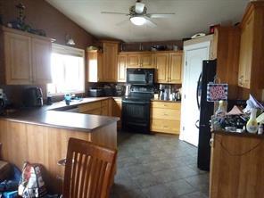 9514 100 Avenue, House detached with 4 bedrooms, 3 bathrooms and 2 parking in Lac la Biche County AB | Image 6