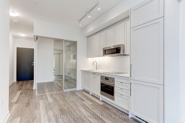 721 - 250 Lawrence Ave W, Condo with 2 bedrooms, 2 bathrooms and 1 parking in Toronto ON | Image 8
