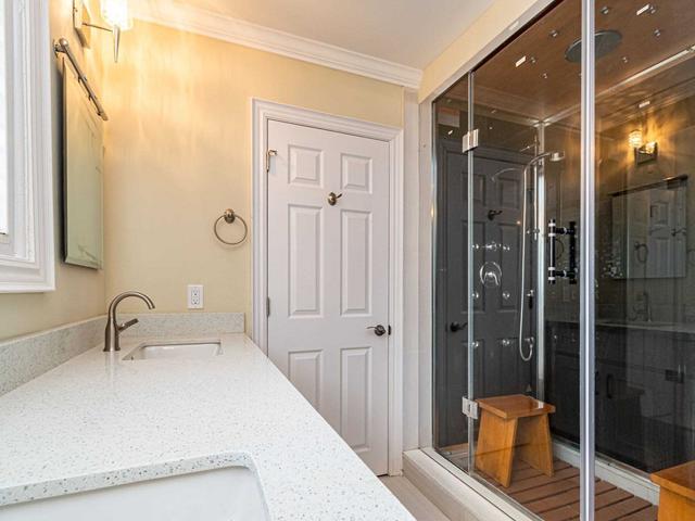 1150 Queens Ave, House detached with 2 bedrooms, 3 bathrooms and 4 parking in Oakville ON | Image 13