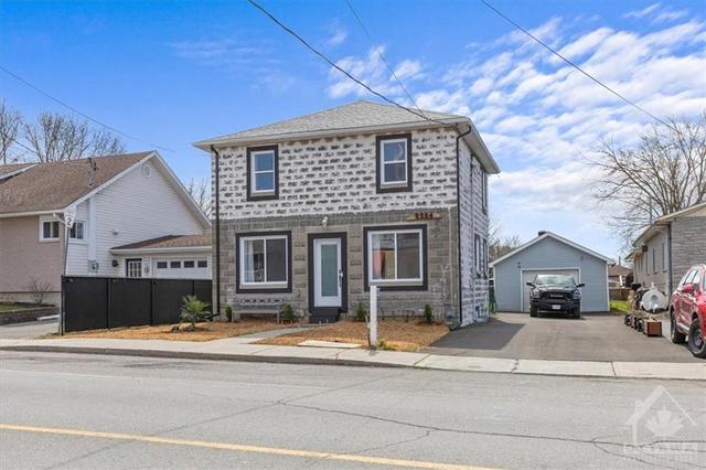 2234 Laval Road, House detached with 2 bedrooms, 2 bathrooms and 4 parking in Clarence Rockland ON | Image 30